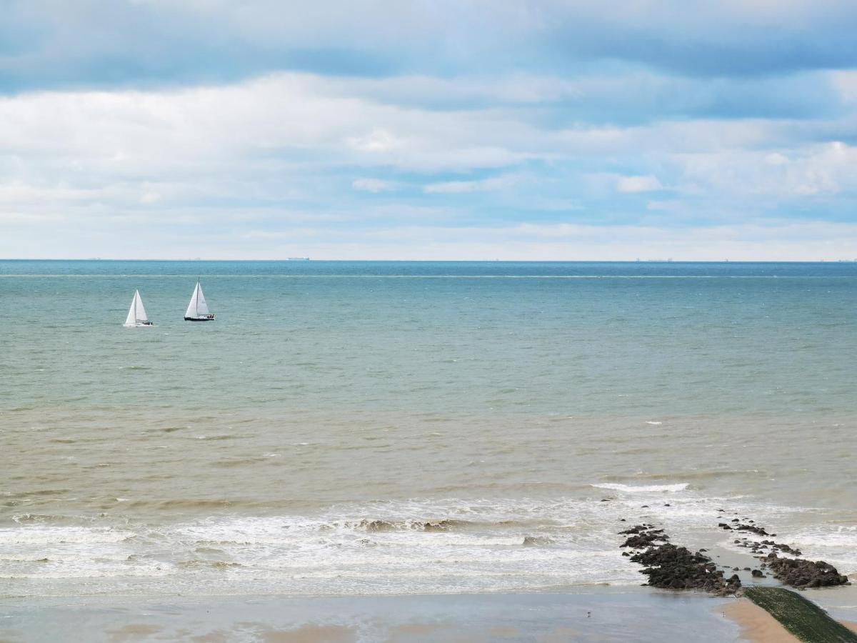 Easyescape - Darwin Zeezicht Studio Middelkerke Luaran gambar