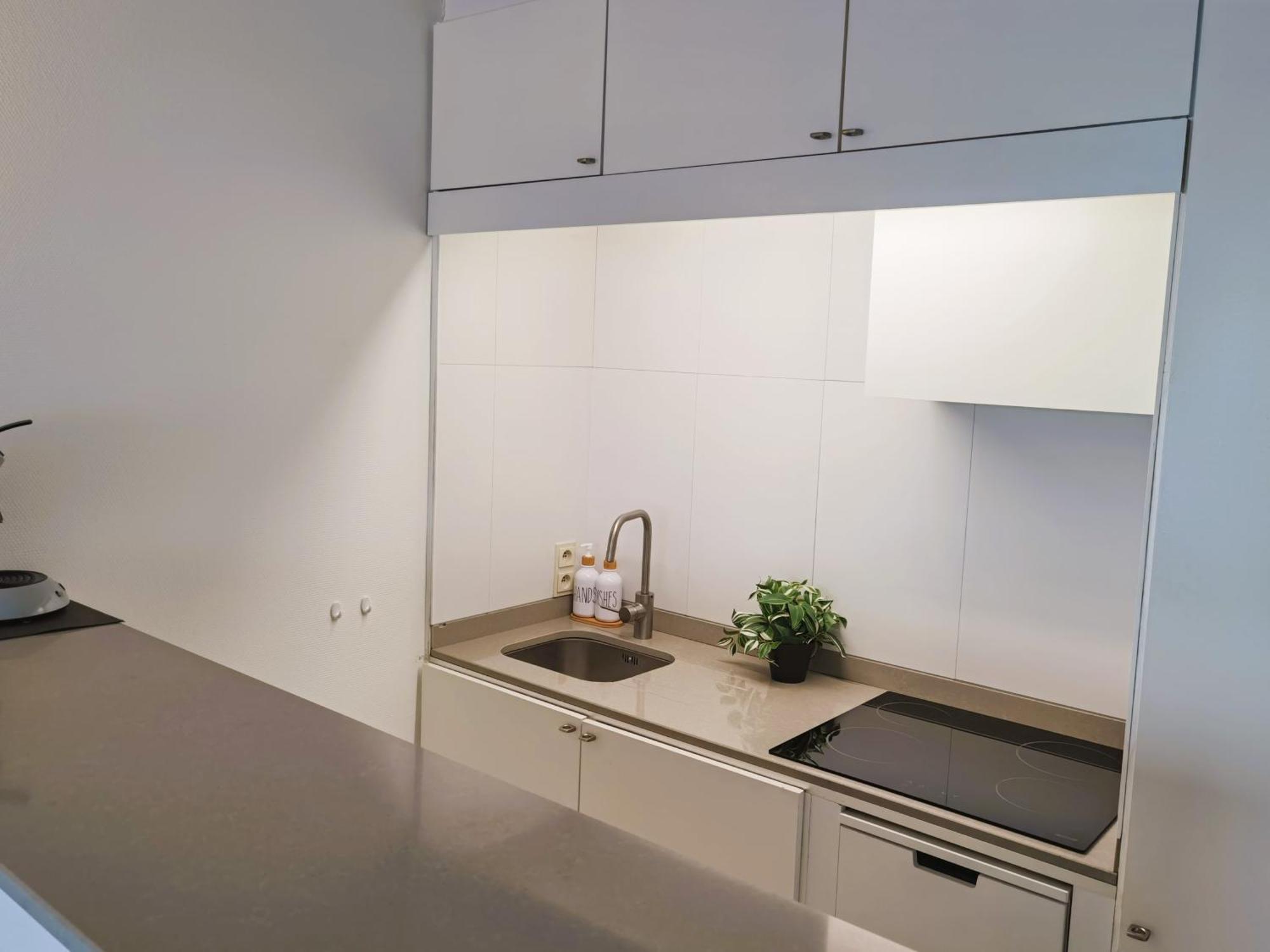 Easyescape - Darwin Zeezicht Studio Middelkerke Luaran gambar