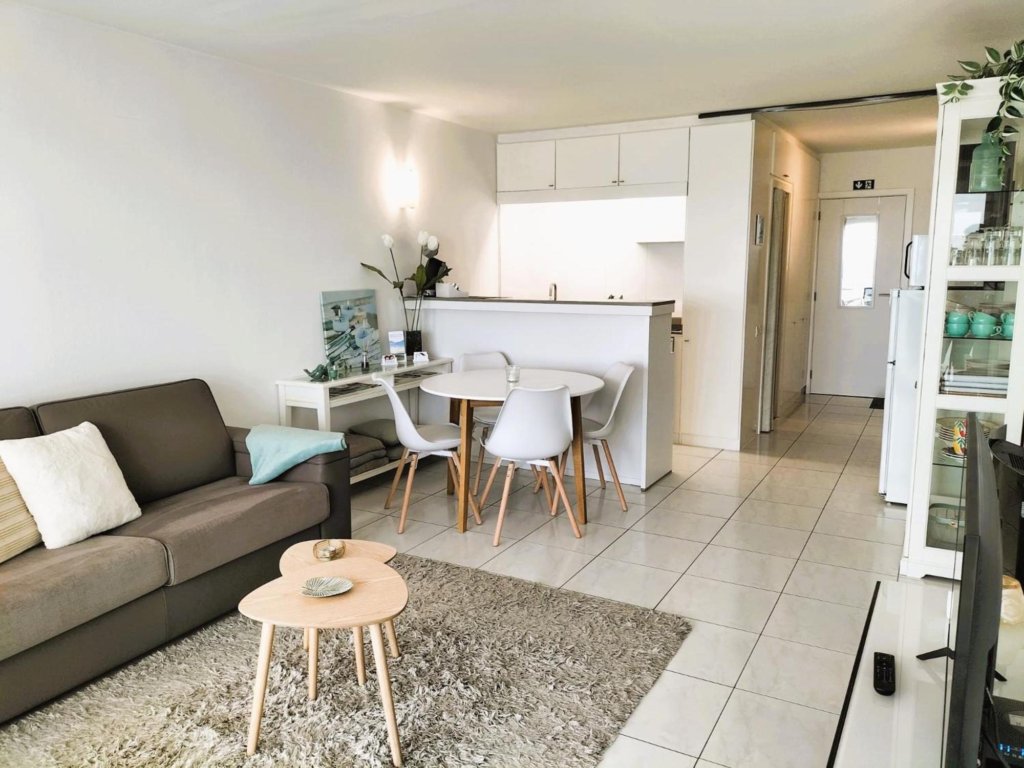 Easyescape - Darwin Zeezicht Studio Middelkerke Luaran gambar